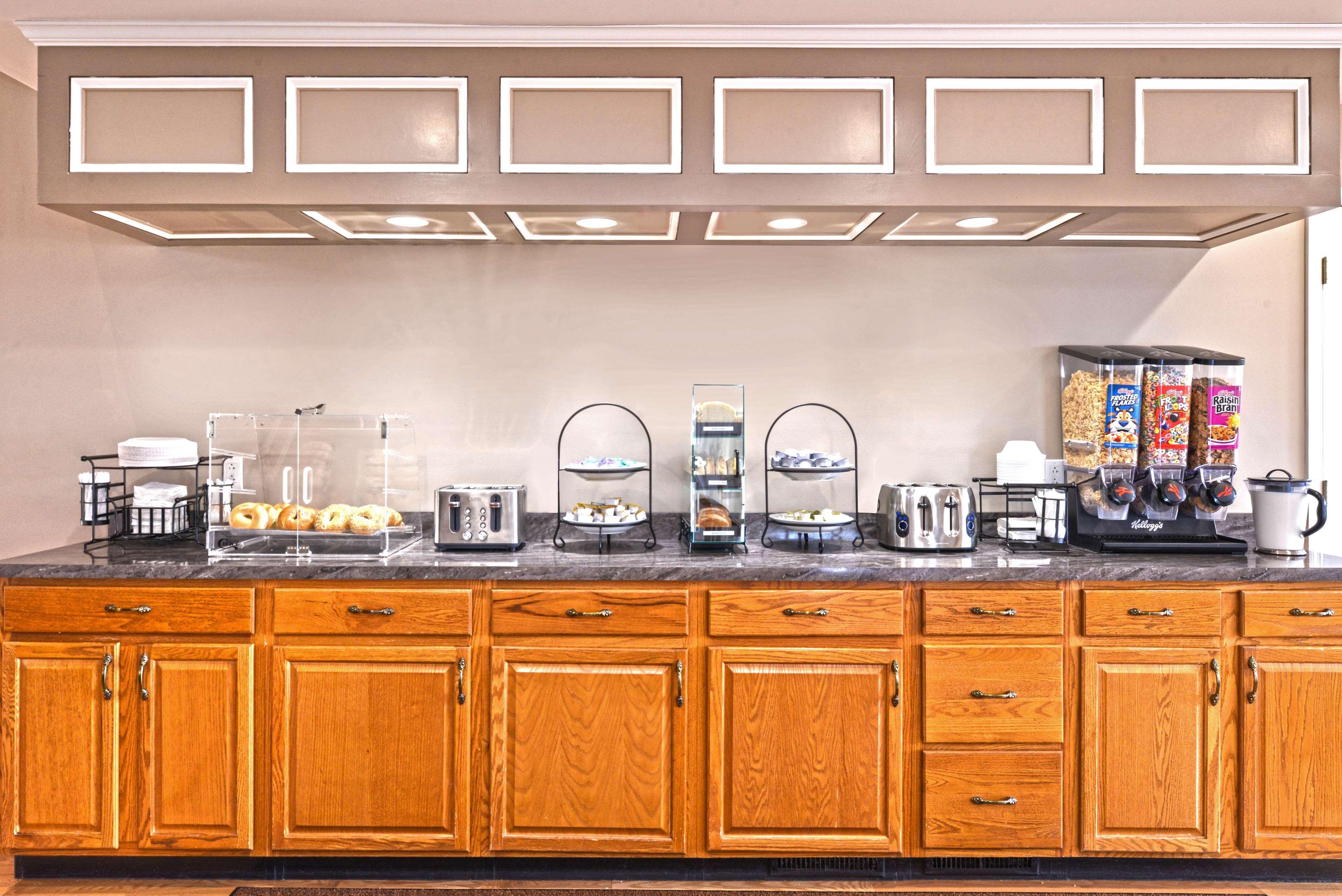 Americas Best Value Inn Plattsburgh Luaran gambar