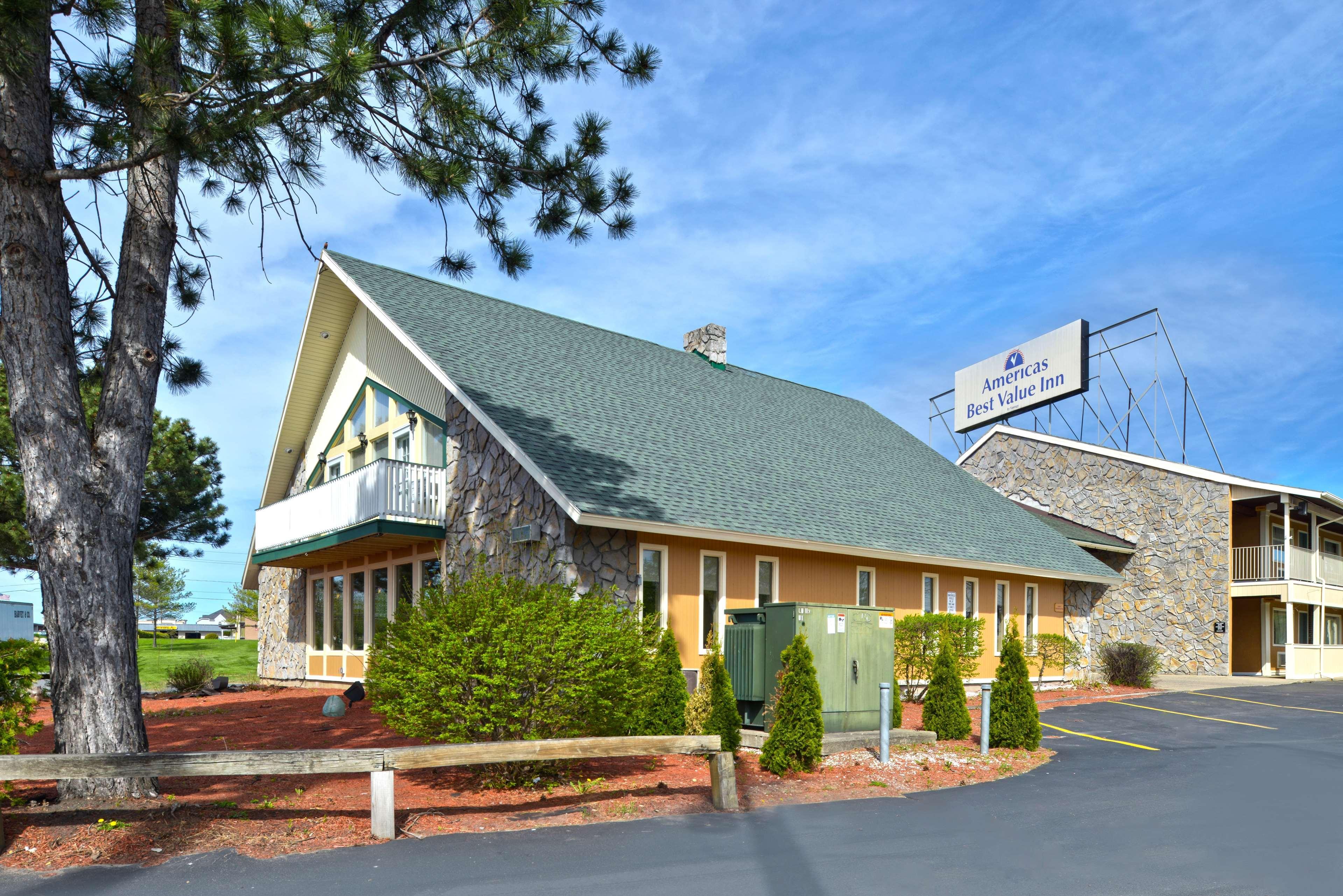 Americas Best Value Inn Plattsburgh Luaran gambar