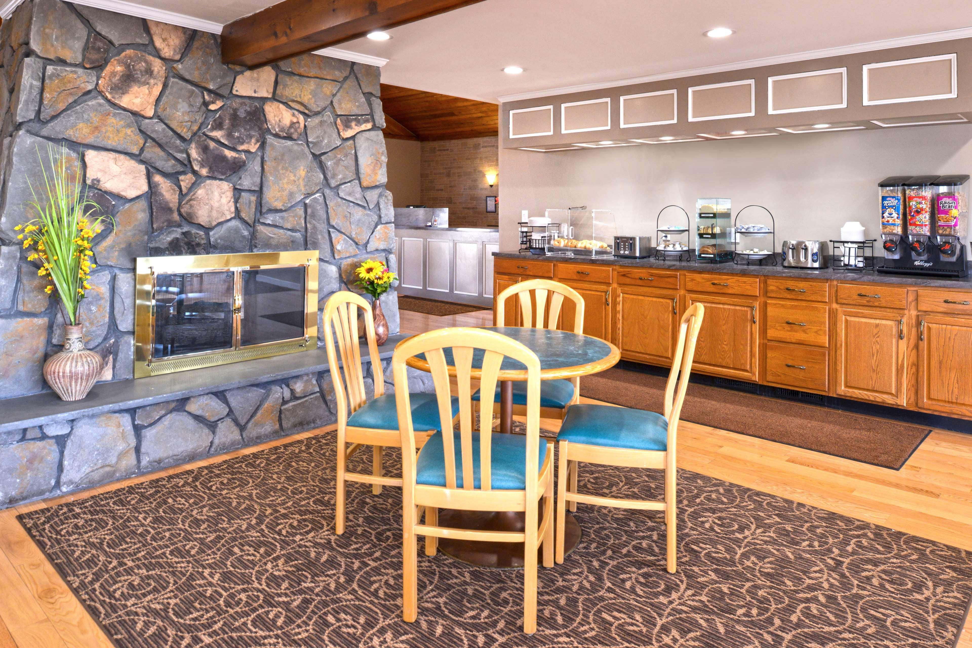 Americas Best Value Inn Plattsburgh Luaran gambar