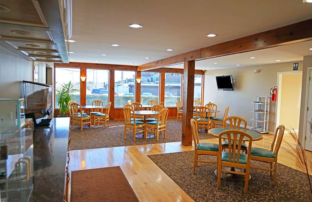 Americas Best Value Inn Plattsburgh Restoran gambar