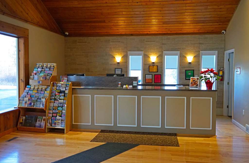 Americas Best Value Inn Plattsburgh Dalaman gambar