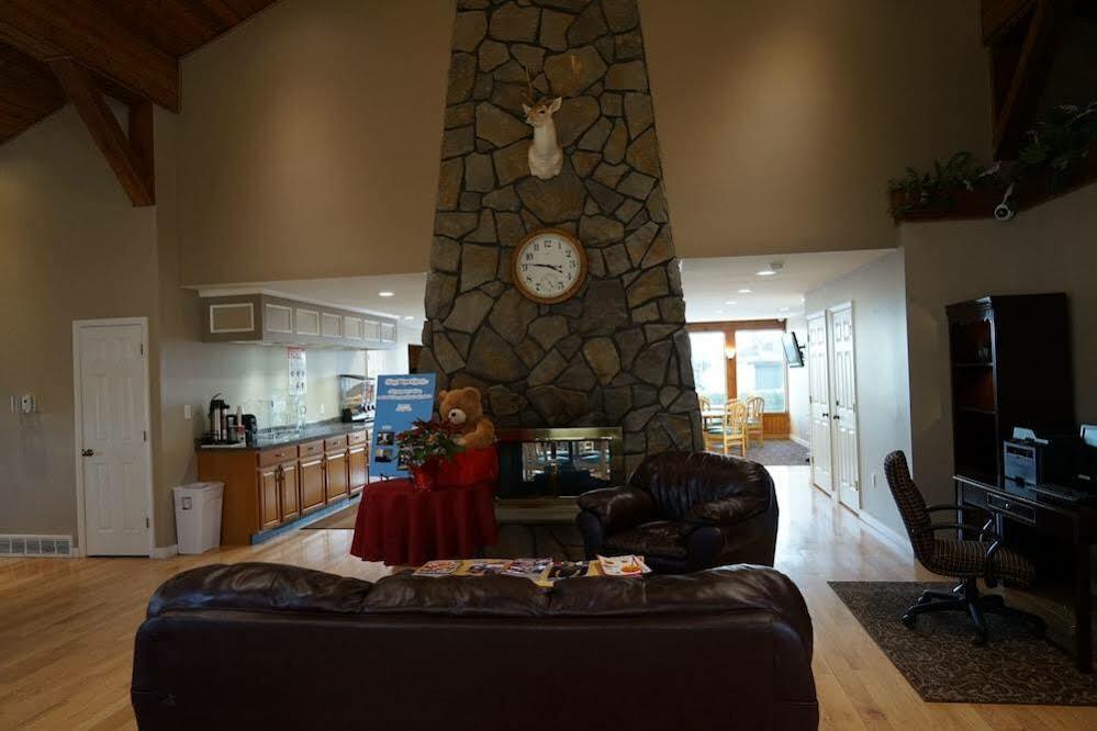 Americas Best Value Inn Plattsburgh Luaran gambar